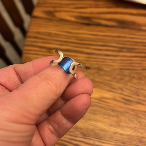 NWOT Ring - Picture 2 of 4